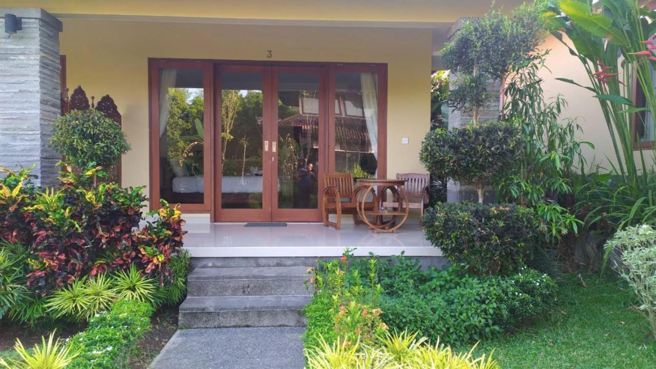 Darra Ria Villa Ubud Esterno foto